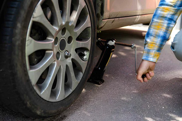 what to do after a flat tyre on the motorway glasgow